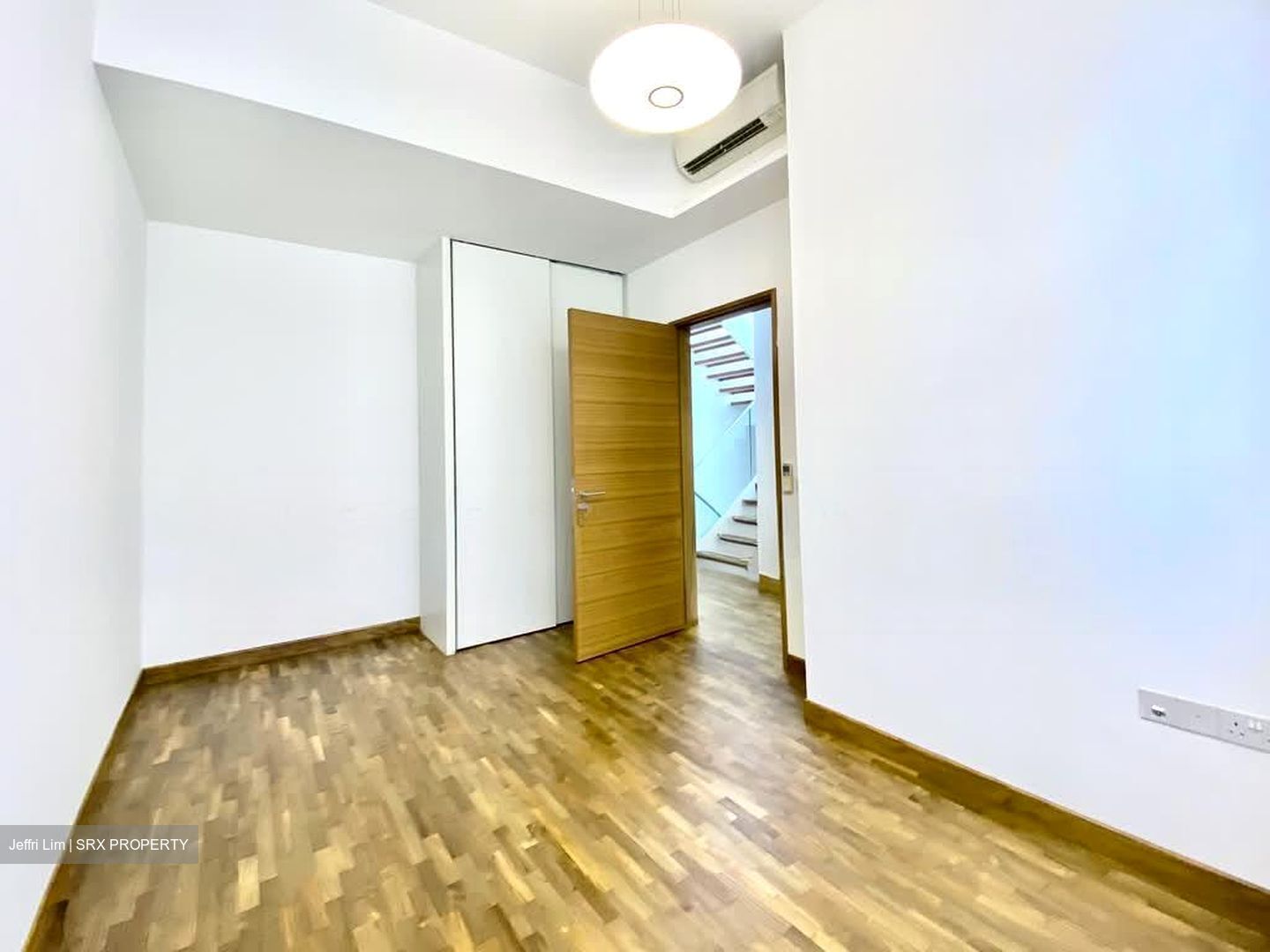 Woodhaven (D25), Terrace #555596301